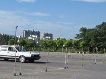 瑜发驾校