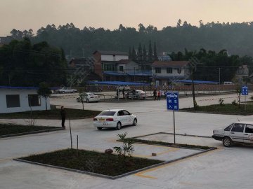 启泰驾校