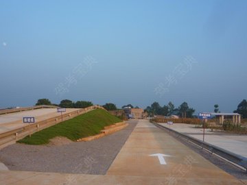 奔马驾校