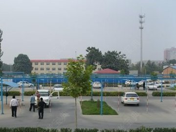 巴马驾校