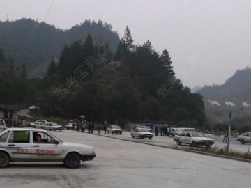 启航驾校.