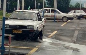 玲珑驾校