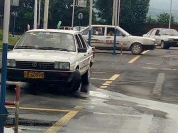 玲珑驾校