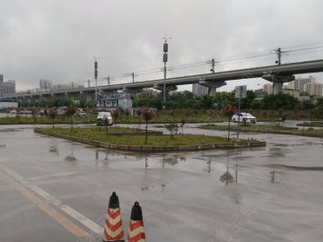 工茂驾校