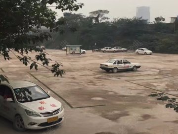 启富驾校