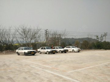 公交驾校