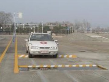 标领驾校