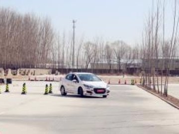 亚成驾校