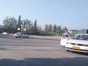 凤凰驾校