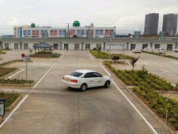 盛隆驾校.