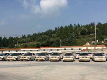 万安驾校