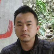 柯亮