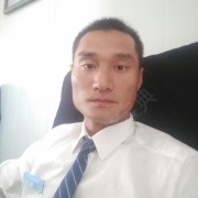 周飞