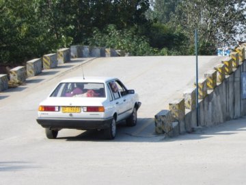 云龙驾校.