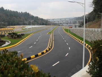 山河驾校