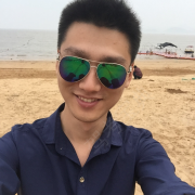 李伟强