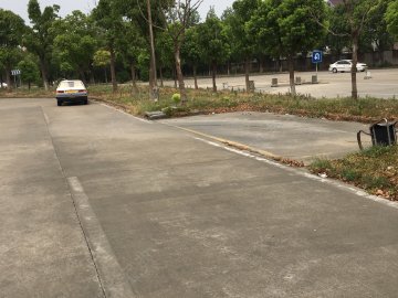 卢湾驾校