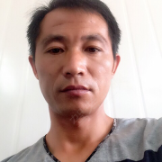 袁士舟