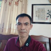 黄福锦