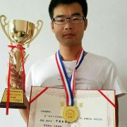 刘亚楠