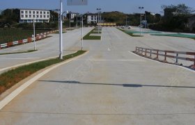 天运驾校
