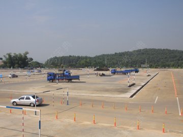 东安驾校