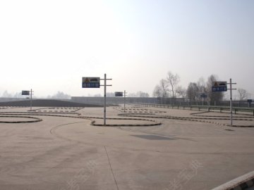吉星驾校