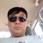 邹仕伦