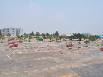公众驾校