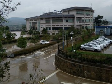 陆良驾校