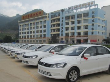 东兰驾校