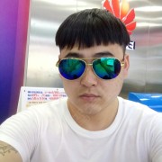 李世航