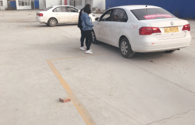 天津驾校排名_天津民办大学排名