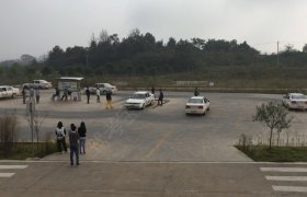 骏南驾校