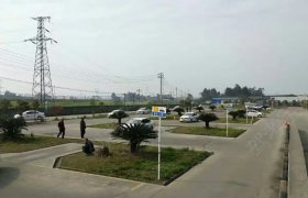 轩易驾校