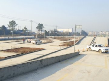 奥丰驾校