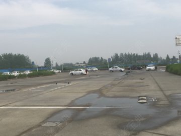中驰驾校