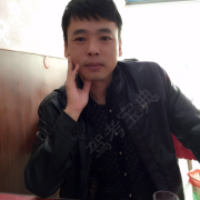 王龙伟