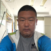 夏亮