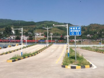 龙腾驾校