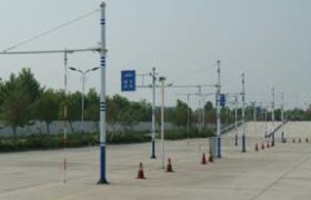 阳光驾校