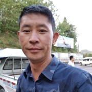 张雄周
