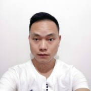 黄仲伟