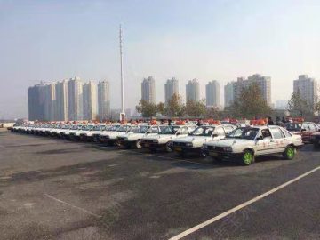 金盾驾校
