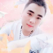 尹灿