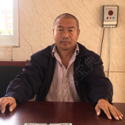 梅伟明