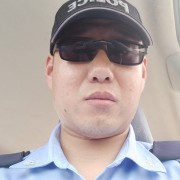 赵平
