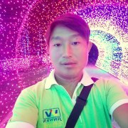 李毅