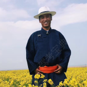 格日勒满都呼