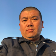 张伟